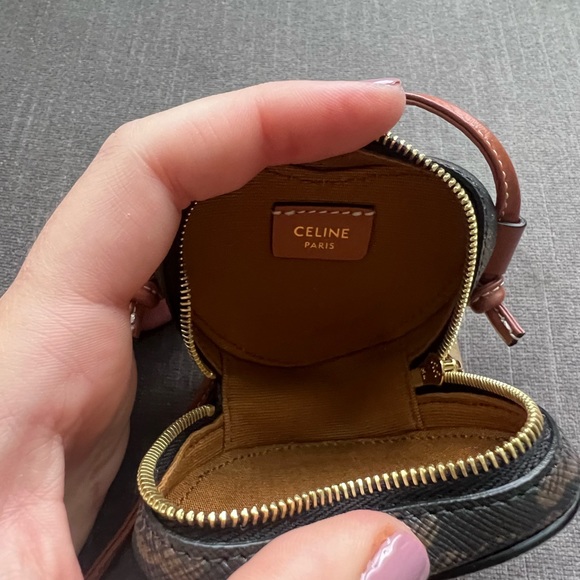 Celine small heart purse - Picture 3 of 3